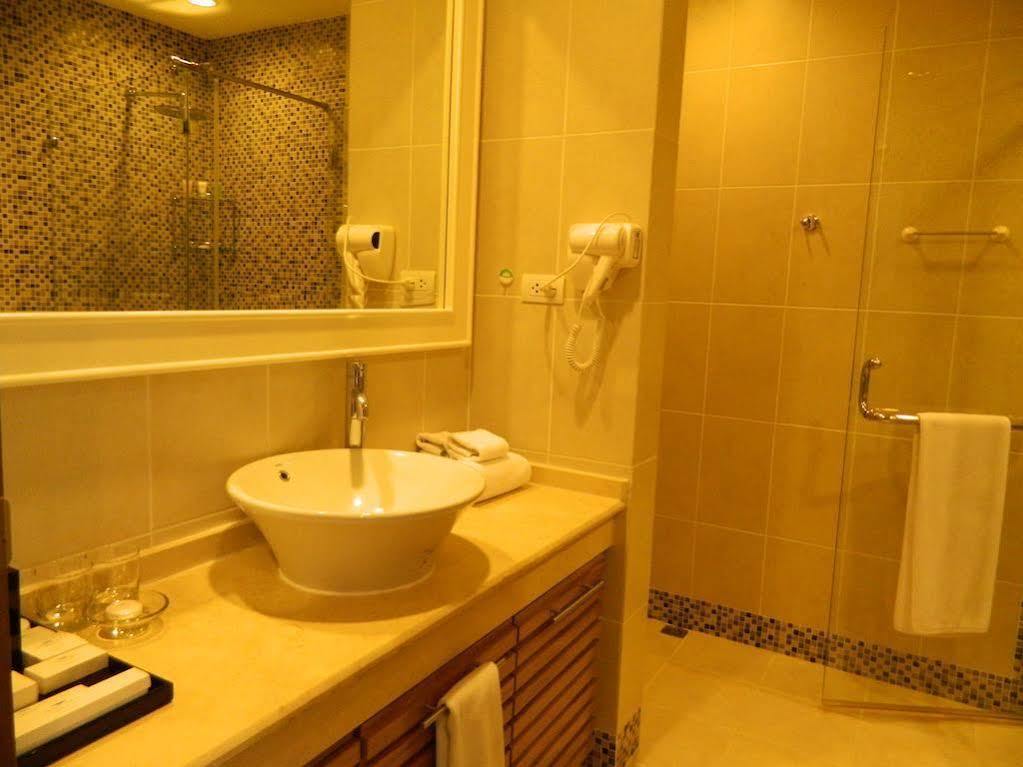 Pacific Place Serviced Apartment ハノイ市 エクステリア 写真
